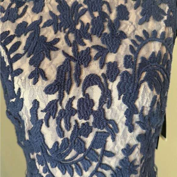 Adrianna Papell Dresses & Skirts - Adrianna Papell Navy Lace Gown